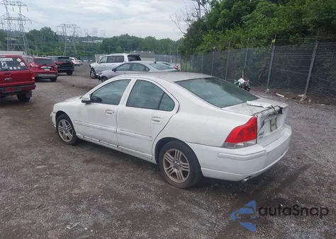 2009 Volvo S60 2.5T/2.5T Special Edition из США, поврежденный, VIN YV1RS592492735787